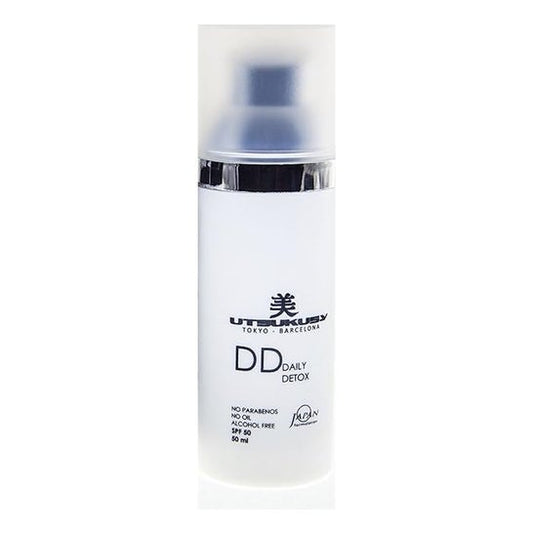 Utsukusy Dd Cream Spf50 Tono Oscuro 50ml