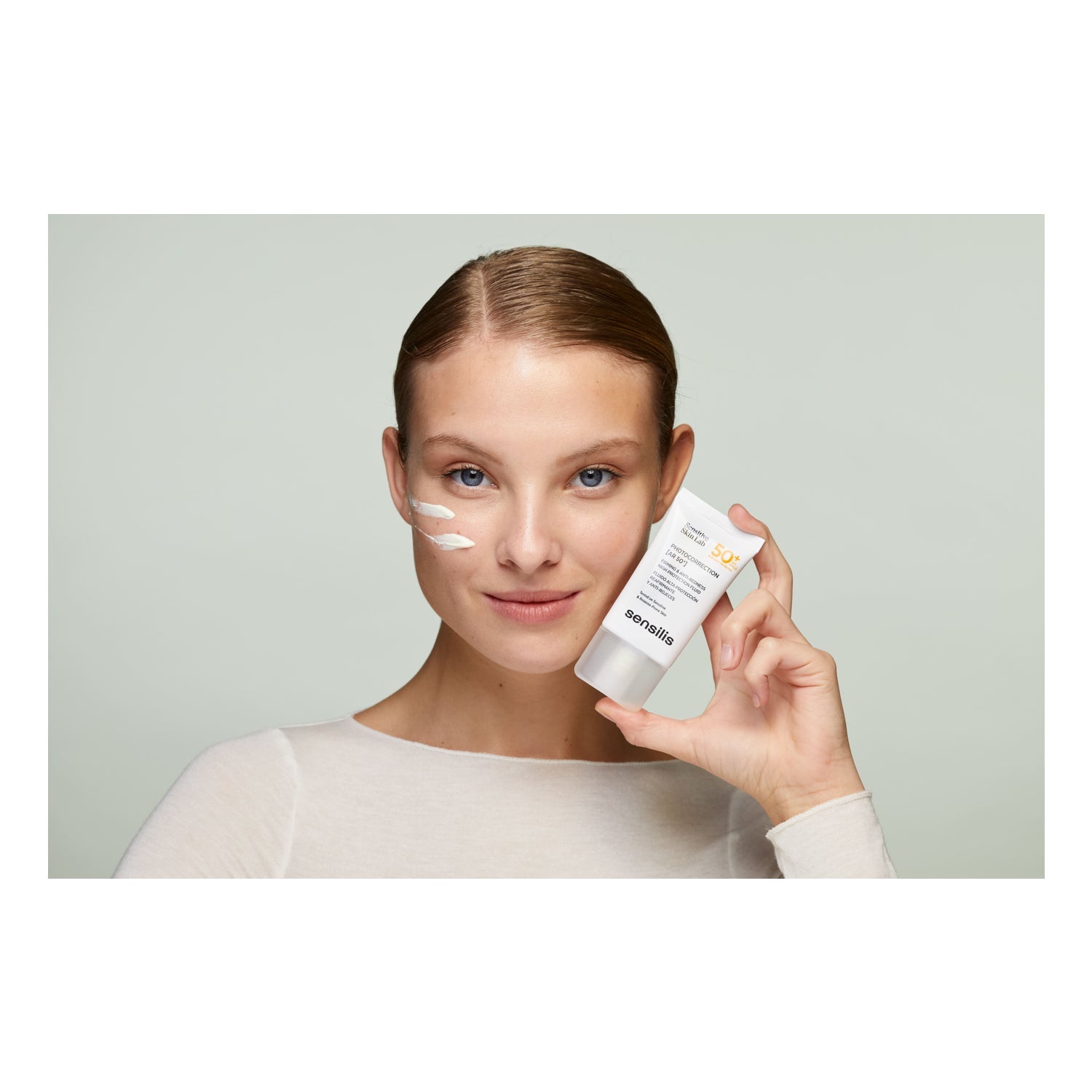 Sensilis Photocorrection [AR 50+] Fluido Reafirmante y Anti-Rojeces SPF50+ 40ml