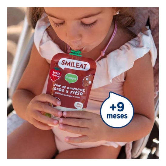 Smileat Pouch Ecológico de Leche de Almendras Cacao y Fresa 100g