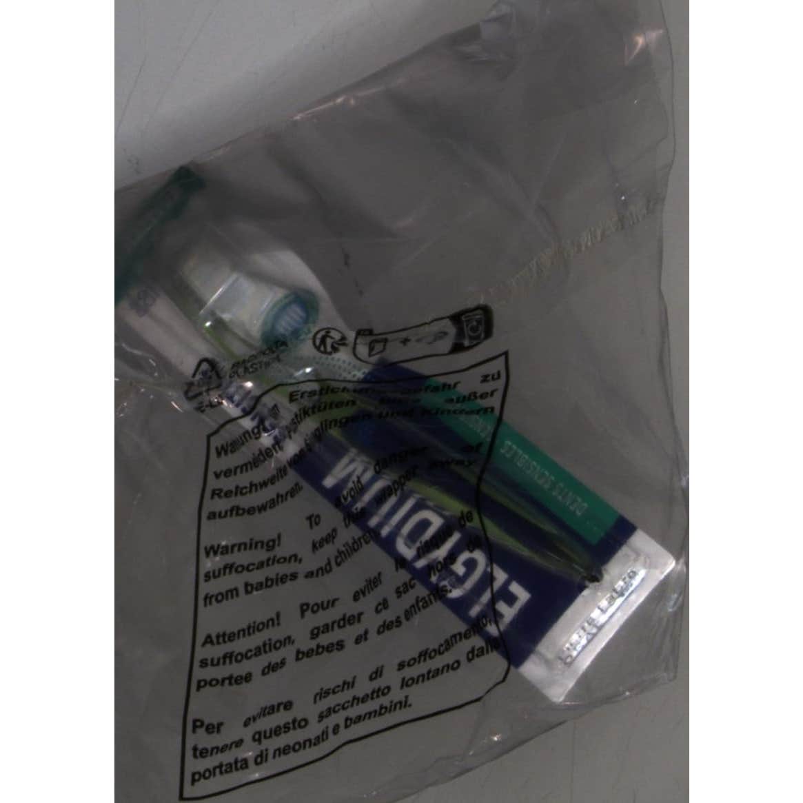 Elgydium Sensitive Cepillo de Dientes Suave Dientes Sensibles 1ud