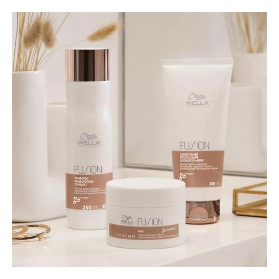 Wella Máscara de Reparación de Fusión 150 ml