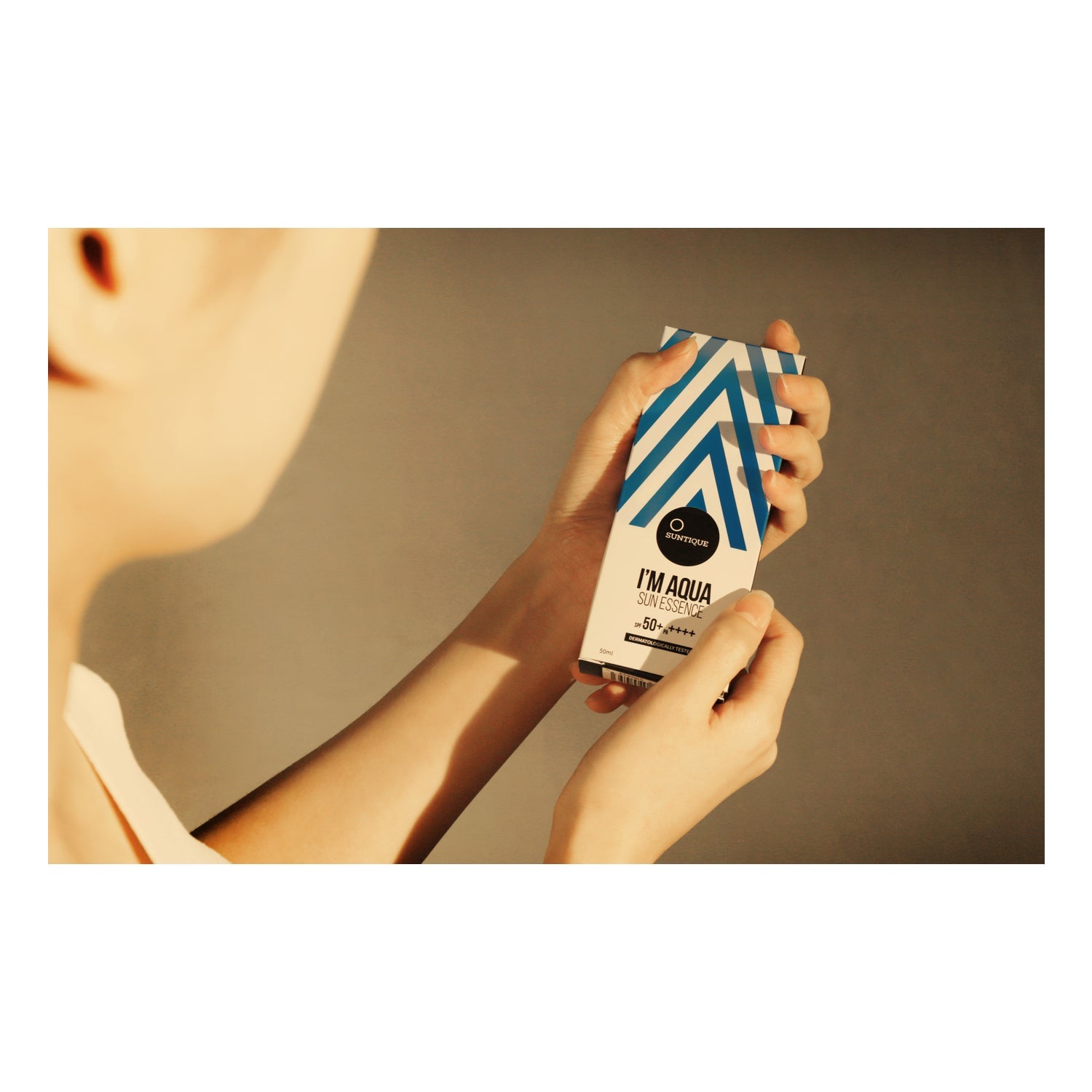 Suntique I'M Aqua Sun Essence SPF50 50ml