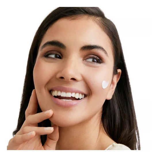 Eucerin Fluido Solar Photoaging Control SPF50+ 50ml