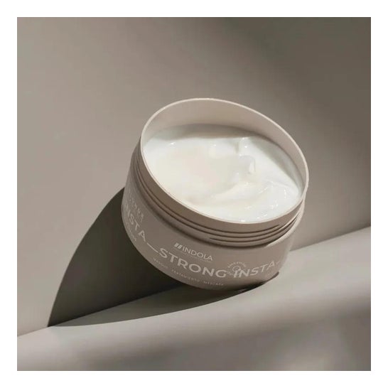 Indola Mascarilla fortalecedora para rubios dañados 200ml