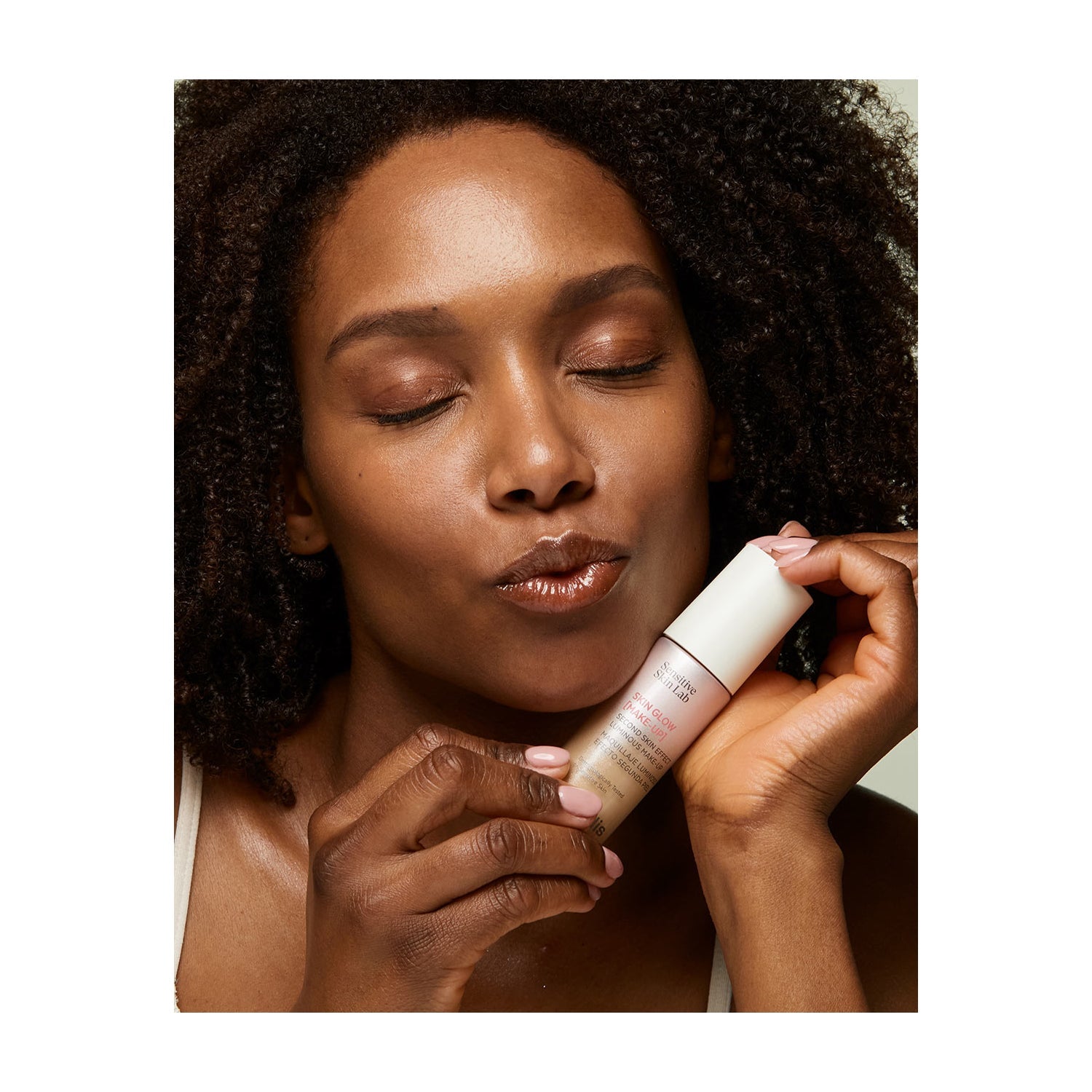 Sensilis Skin Glow [Make-up] Maquillaje Luminoso Efecto Segunda Piel 05 Pêche Doré 30ml