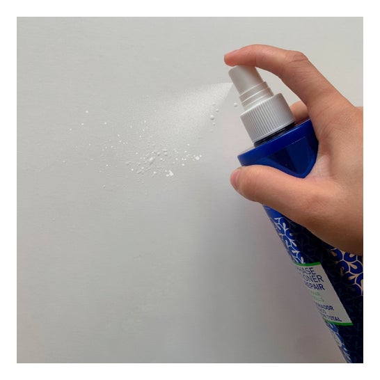 Valquer Acondicionador Bifásico Color 300 ml